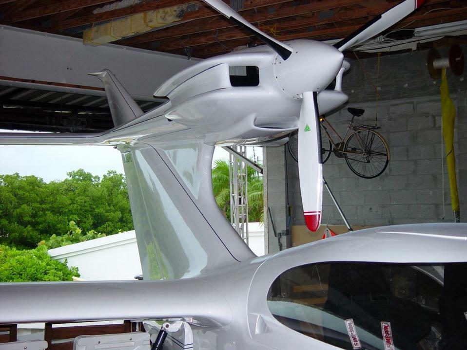 Click image for larger version

Name:	n242pk_cowling_01 3.jpg
Views:	96
Size:	90.4 KB
ID:	723