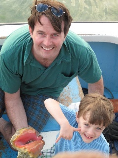 Click image for larger version

Name:	Guillaume and Charlie.jpg
Views:	64
Size:	37.3 KB
ID:	764